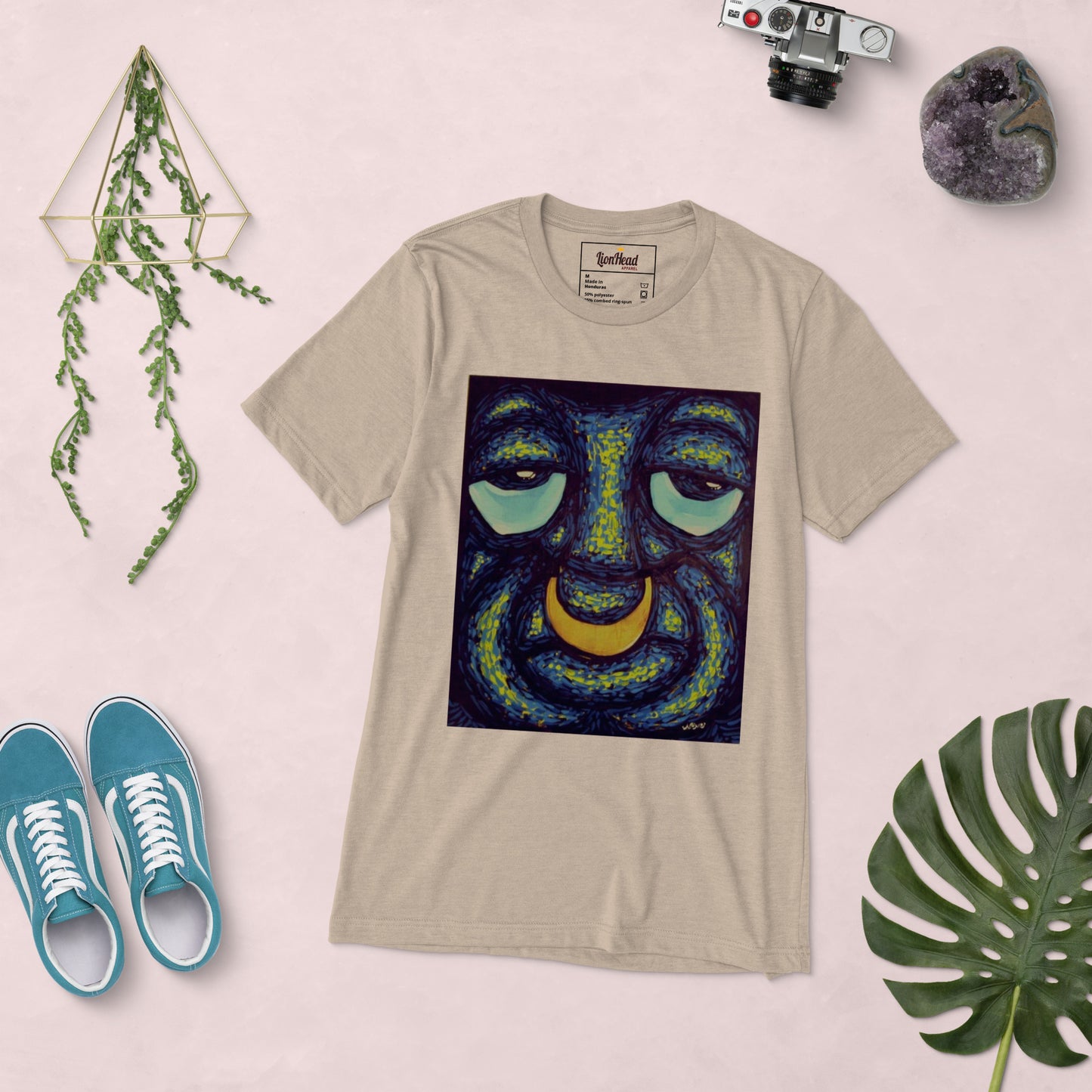 LionHead Apparel NOMO art "BigFace" Short sleeve t-shirt